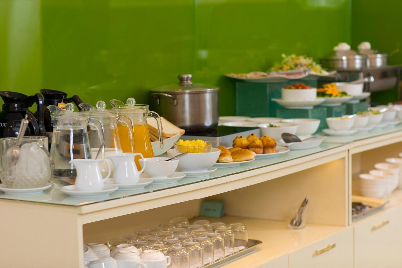 Good Vibes Boutique Hotel Хошимин Экстерьер фото
